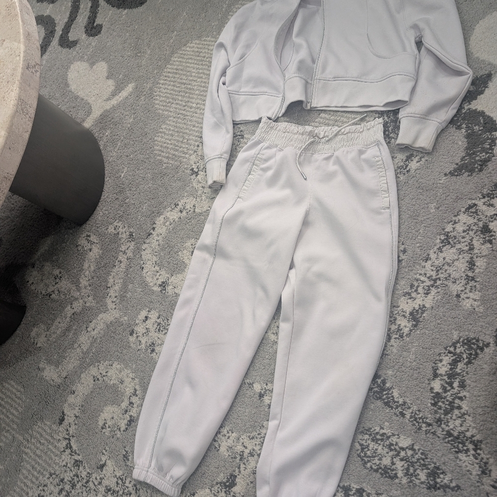 Zara Girls Light  Gray Pants & Hoodie Set